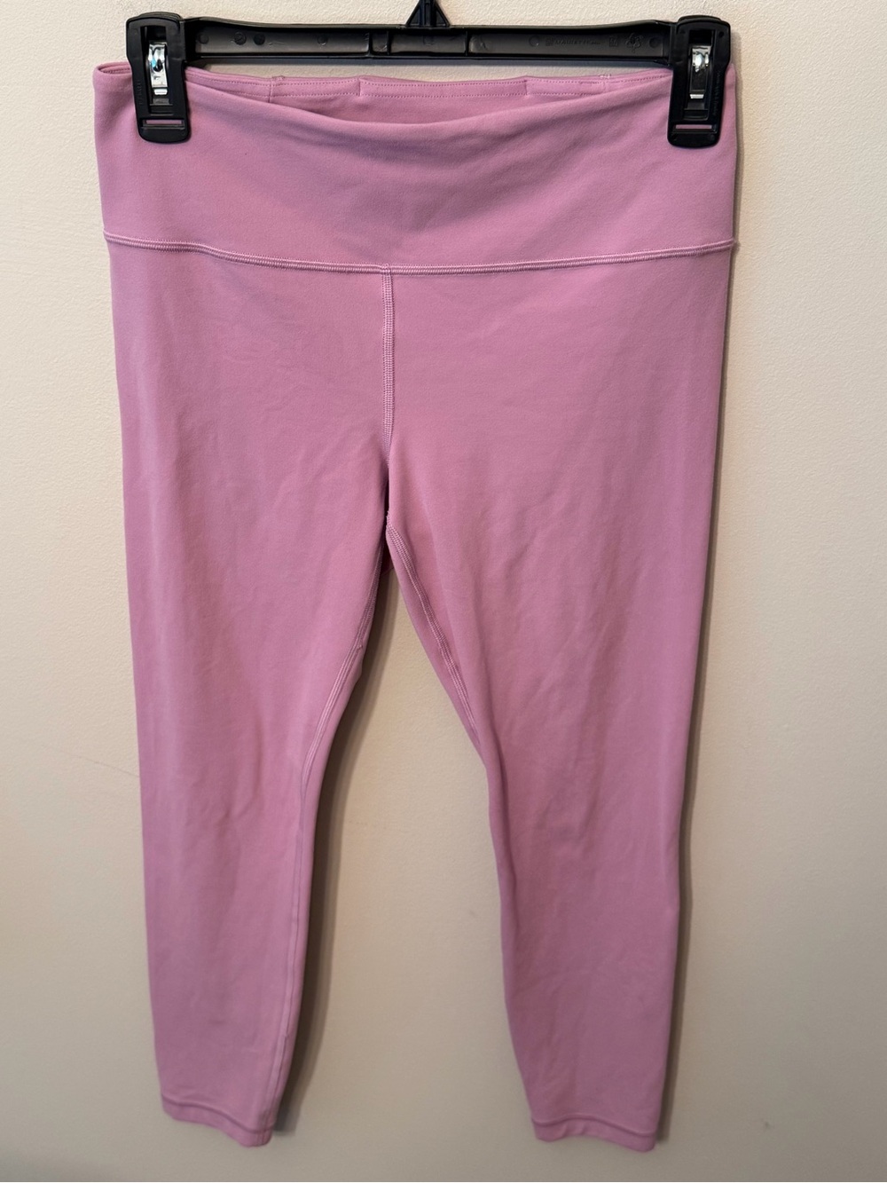 Athleta Elation Mid Rise 7/8 Tights in pink size Small